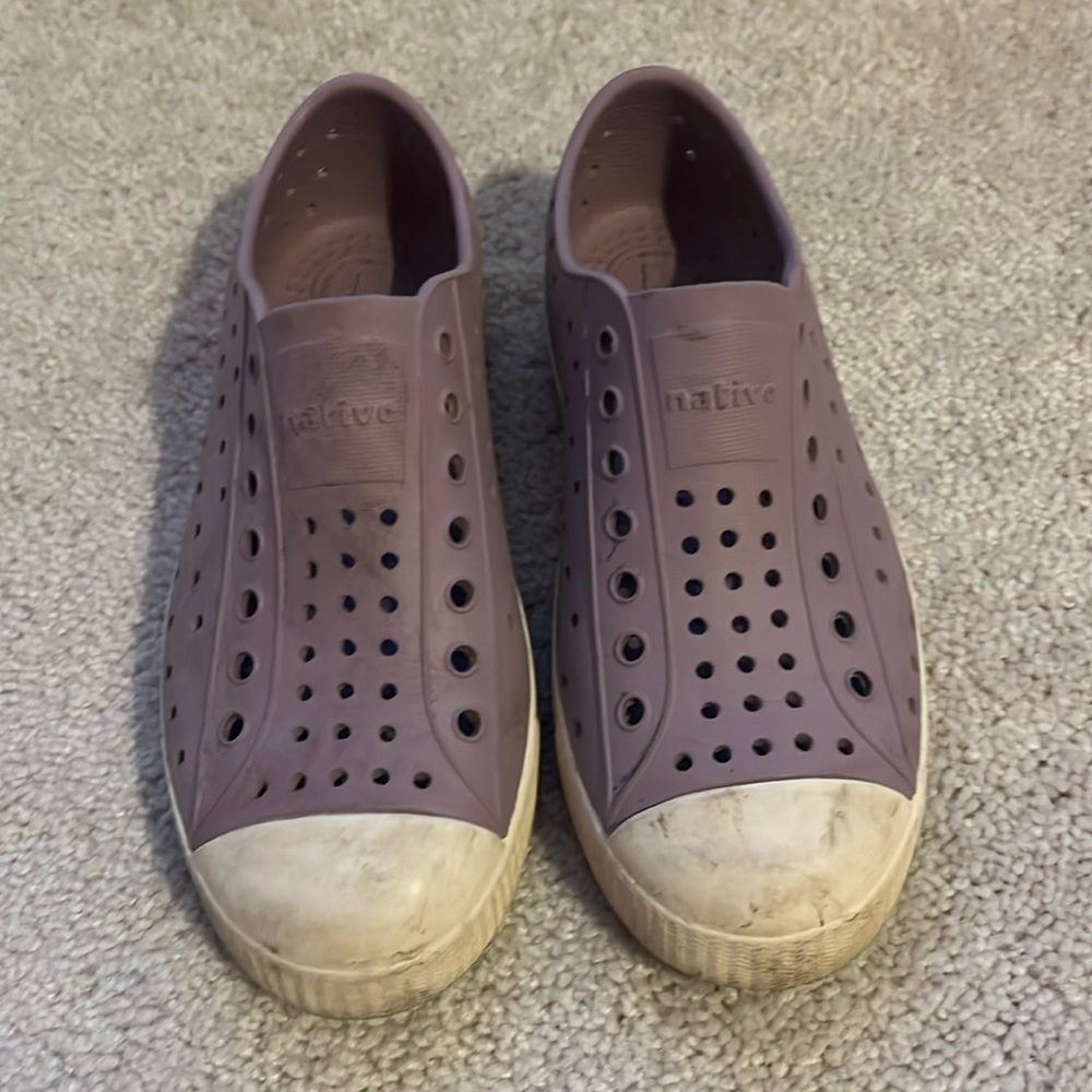 Native shoes purple